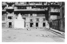 NEPAL KATMANDOU Placette Vers IKHA POKHARI Année 1984  Katmandhu  Katmandu N°  24   \MR8073 - Népal