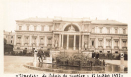 Nantes * Place Et Palais De Justice * L'arroseur ! * Photo Ancienne 1932 11.2x6.8cm - Nantes