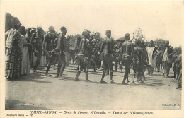 République Centrafricaine / Haute-Sanga / Danse De Femmes N'Goundis  / * 507 83 - Centrafricaine (République)