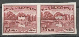 Pakistan Scott #139a In Pair IMPERFORATED MNH / ** 1964 - Pakistán