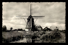 PAYS-BAS - NAARDEN - WATERMOLEN  - MOULIN A VENT - Naarden