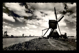 PAYS-BAS - KINDERDIJK - HOLLANDSE MOLEN - MOULIN A VENT - Kinderdijk