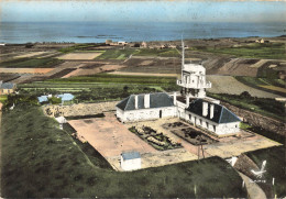 CPSM En Avion Au Dessus De....Ile De Batz-Le Sémaphore-RARE   L2827 - Ile-de-Batz