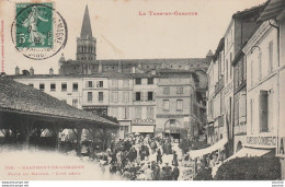 I4-82) BEAUMONT DE LOMAGNE (TARN ET GARONNE) PLACE DU MARCHE - COTE DROIT - (TRES ANIMEE - JOUR DE MARCHE)  - Beaumont De Lomagne