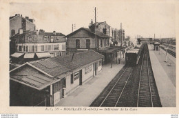 J22- 78) HOUILLES - INTERIEUR DE LA GARE - (TRAIN - 2 SCANS) - Houilles