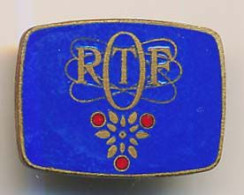 Broche Métallique 20 X 16 Mm  X° Jeux Olympiques D'Hiver Grenoble 1968  O R T F - Broches