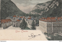 L5-64) EAUX CHAUDES (VALLEE D'OSSAU - LARUNS) LE CENTRE - EGLISE PLACE - (EDITEUR A. VILLARRE , TARBES - 1904 - 2 SCANS) - Laruns