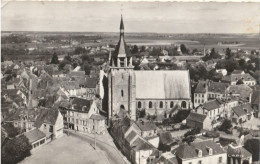 ILLIERS - CPSM : Quartier De L'église - Illiers-Combray