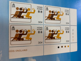 Hong Kong Stamp MNH Wheelchair Corner Block Rare Traffic Light Wheelchair Table Tennis - Briefe U. Dokumente