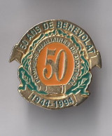 PIN'S   THEME POMPIERS DE MONTREAL  BENEVOLAT - Bomberos