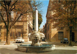 Automobiles - Aix En Provence - Fontaine Des Quatre Dauphins - 2CV - CPM - Voir Scans Recto-Verso - Turismo