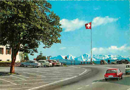 Automobiles - Suisse - Vue Sur Les Alpes Bernoises - CPM - Voir Scans Recto-Verso - Turismo