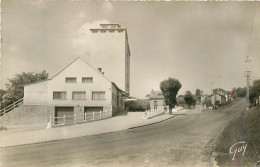 77* LIZY S/OURCQ  Le Silo  CPSM(10x14cm)      RL31,0095 - Lizy Sur Ourcq