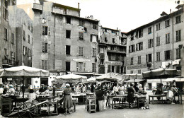 06* NICE  Place St Francois - Marche Au Poissson  CPSM (format 9x14cm)     RL39.0312 - Markten, Feesten