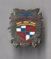 PIN'S  THEME  POMPIERS  DE  TOURNAY EN HAUTES  PYRENEES - Firemen