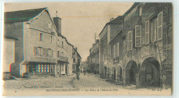 34927 - NOYERS SUR SEREIN - LA PLACE DE L HOTEL DE VILLE - Noyers Sur Serein