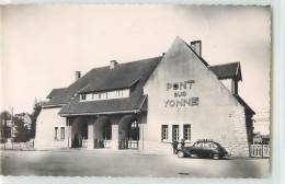 34804 - PONT SUR YONNE - CPSM - LA GARE - Pont Sur Yonne