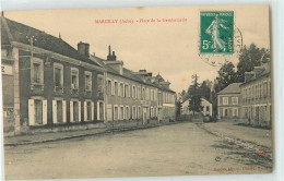 39520 - MARCILLY LE HAYER - PLACE DE LA GENDARMERIE - Marcilly