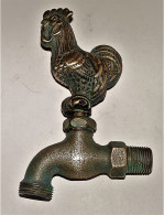 ANCIEN Robinet De Jardin En Bronze Decor Coq Vintage Cour Eau Décoration - Arte Popular