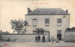 77-LA-BROSSE- MAIRIE ET ECOLE - Autres & Non Classés