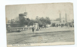 Railway Postcard India Lahore Railway Station Unused - Stazioni Senza Treni