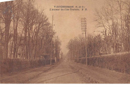 92 . N°53165. VAUCRESSON. L'avenue Du Clos Toutain. - Vaucresson