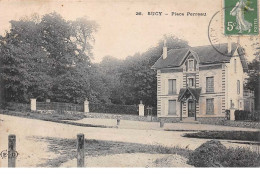 94    .    N°202960   .     SUCY EN BRIE       . PLACE PERREAU - Sucy En Brie