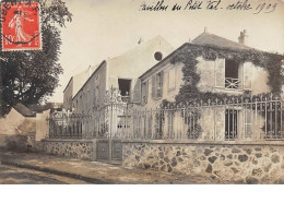 94 . N°51564 . Sucy En Brie . Carte Photo . Pavillon Du Val - Sucy En Brie