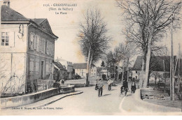 90 .n°110523 . Grandvillars . La Place Du Village . - Grandvillars