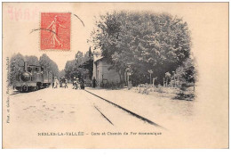 95 . N°49290 . Nesles La Vallée . Gare Et Chemin De Fer.train - Nesles-la-Vallée