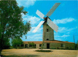 Moulin à Vent - CPM - Voir Scans Recto-Verso - Moulins à Vent