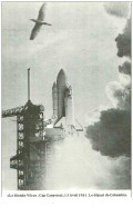 ASTRONOME.n°14858.LE MONDE VECU.CAP CANAVERAL.13 AVRIL 1981.LE DEPART DE COLUMBIA - Astronomy