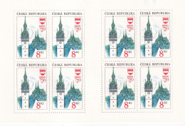 Republica Checa Nº 9 En Hoja De 8 Sellos Con Doblez - Unused Stamps