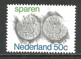 NETHERLANDS 1975 Year , Mint Stamp MNH (**)  - Neufs