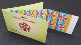 Vietnam Joint Issue Of ASEAN Community 2015 Bird Dove (booklet) MNH - Vietnam