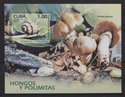 Cuba - 2005 Mushrooms Block MNH__(TH-27362) - Hojas Y Bloques