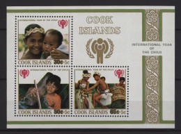 Cook Islands - 1979 Year Of The Child Block MNH__(TH-25297) - Cook