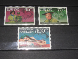 ANTILLEN SERIE  691-693   POSTRIS ( MNH) - Curaçao, Antille Olandesi, Aruba