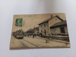 H11/482-  La Gare - Gueugnon