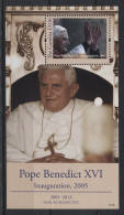 Gambia - 2013 Pope Benedict XVI Block (1) MNH__(TH-23603) - Gambie (1965-...)