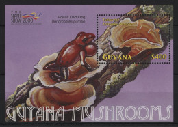 Guyana - 2000 Mushrooms Block (1) MNH__(TH-24369) - Guyana (1966-...)