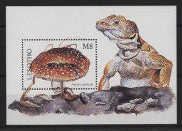 Lesotho - 1998 Mushrooms Block (2) MNH__(TH-24363) - Lesotho (1966-...)