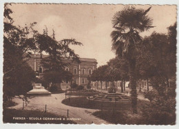 Cartolina Viaggiata Affrancata Faenza Scula Ceramiche E Giardini 1954 Francobollo 10 Lire - Faenza