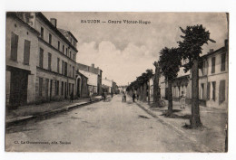 SAUJON * CHARENTE MARITIME * COURS VICTOR HUGO * édit. Le Guiastrennec - Saujon