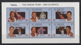 St.Vincent - 1992 USA Bascetball Gold Medalists Kleinbogen (1) MNH__(TH-23928) - St.Vincent (1979-...)