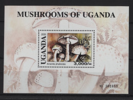 Uganda - 2001 Mushrooms Block (1) MNH__(TH-24408) - Ouganda (1962-...)