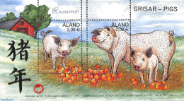 Aland 2018 Pigs S/s, Mint NH, Nature - Various - Cattle - New Year - New Year