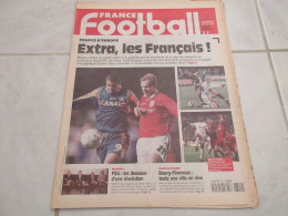 FRANCE FOOTBALL 2710B 20.03.1998 MANCHESTER MONACO TREZEGUET GUIVARC'H PSG - Andere & Zonder Classificatie