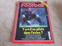 FRANCE FOOTBALL 2538 29.11.1994 NANTES SION 4-0 DUGARRY NEMECEK BLOMQVIST  - Otros & Sin Clasificación