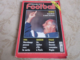 FRANCE FOOTBALL 2495 01.02.1994 BORDEAUX Gerald PASSI Fr. SAUZEE DESAILLY JUVE - Other & Unclassified
